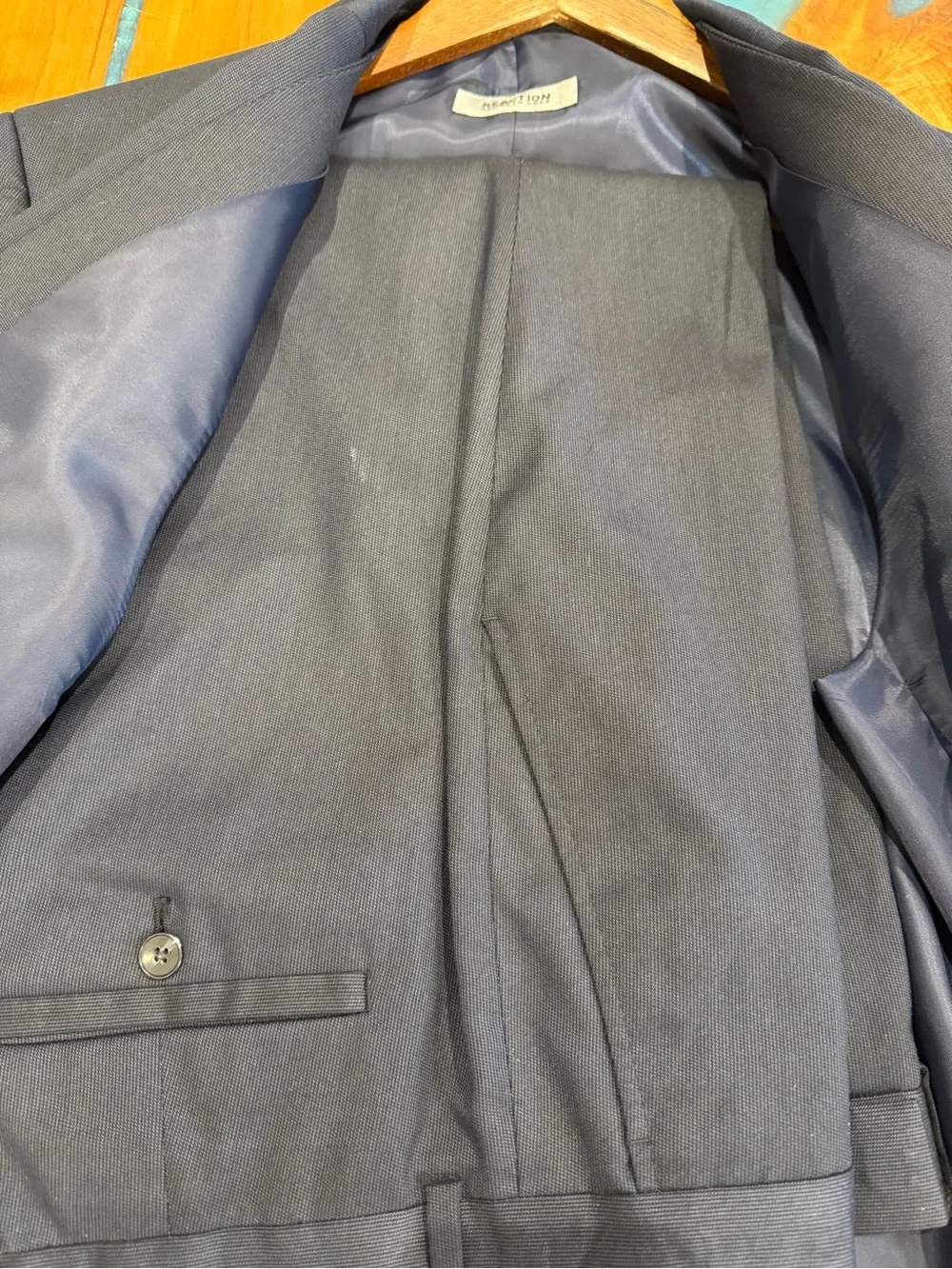 Kenneth Cole Reaction Men's Navy Blue Three-Piece Suit